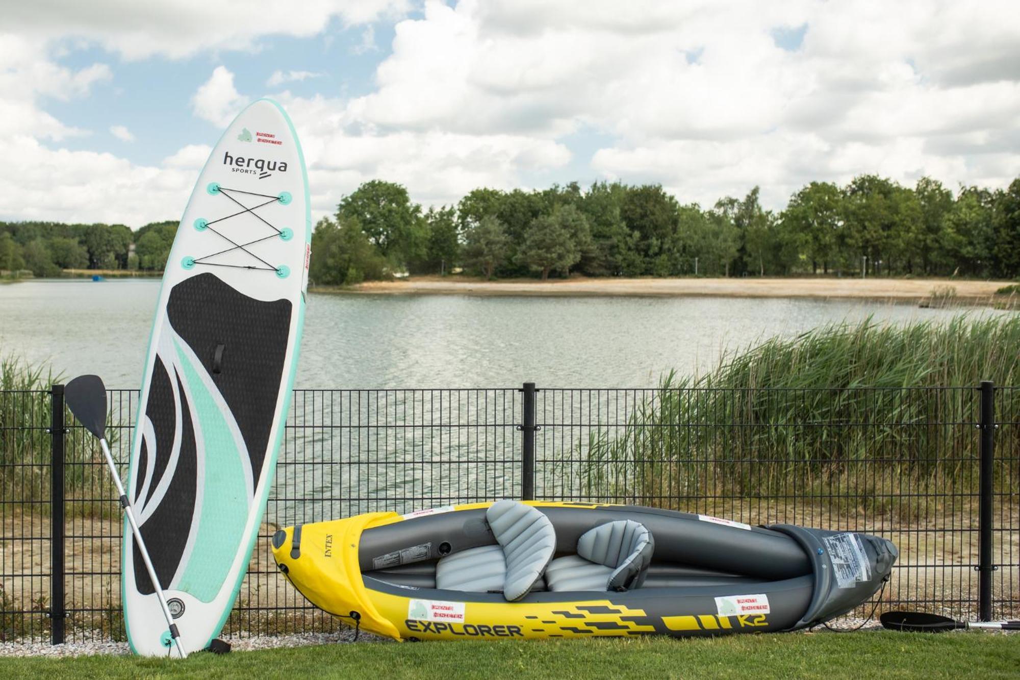Drents Genieten - Lavendelheide Met Uitzicht Op Het Water Erm Exterior foto
